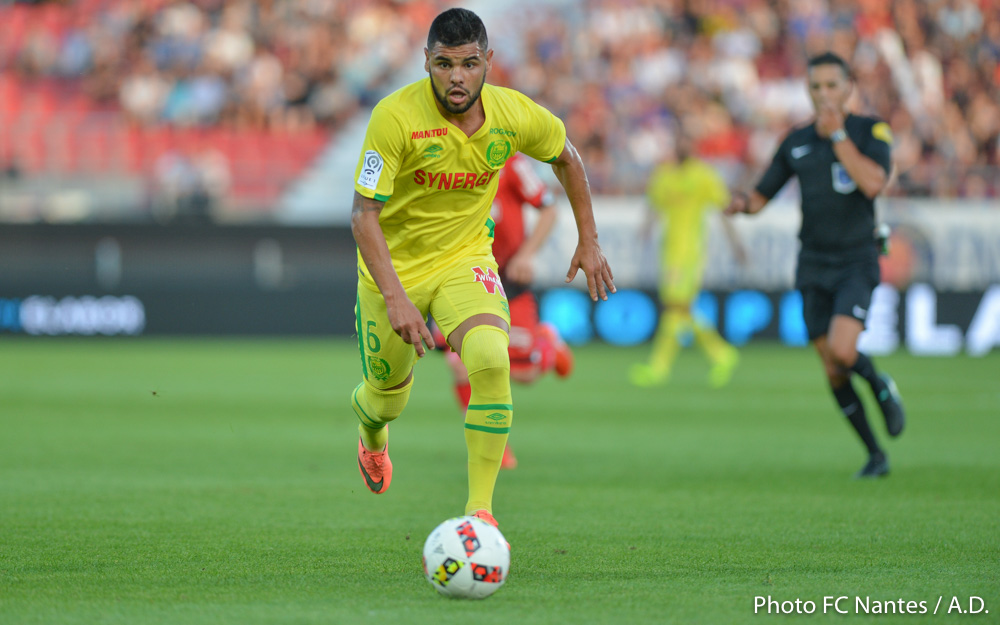 Em alta no Nantes, lateral Lima projeta duelo contra o PSG pelo Francês