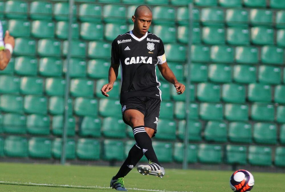 Capitão Bruno Alves comemora marca de 100 jogos pelo Figueirense