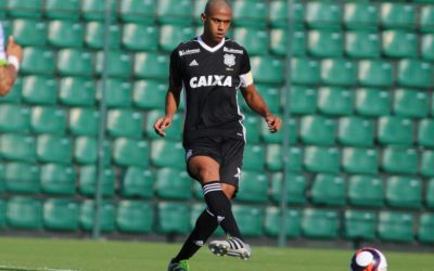 Capitão Bruno Alves comemora marca de 100 jogos pelo Figueirense