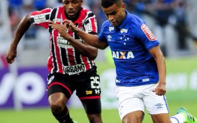 Embalado por assistência e gol, Alisson projeta Cruzeiro forte contra o Santos