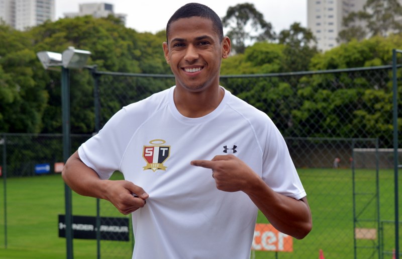 Zagueiro Bruno Alves é o novo reforço do São Paulo: ‘É uma honra vestir a camisa desse gigante do futebol’