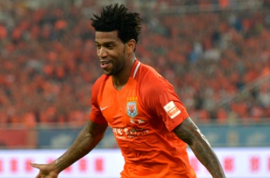 Zagueiro Gil vive melhor momento na China e entra duas vezes na seleção da rodada da Liga