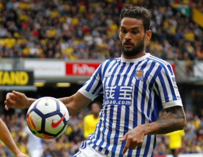 Em semana de estreia, Willian José projeta início de sua segunda temporada pelo Real Sociedad, a quinta na Espanha