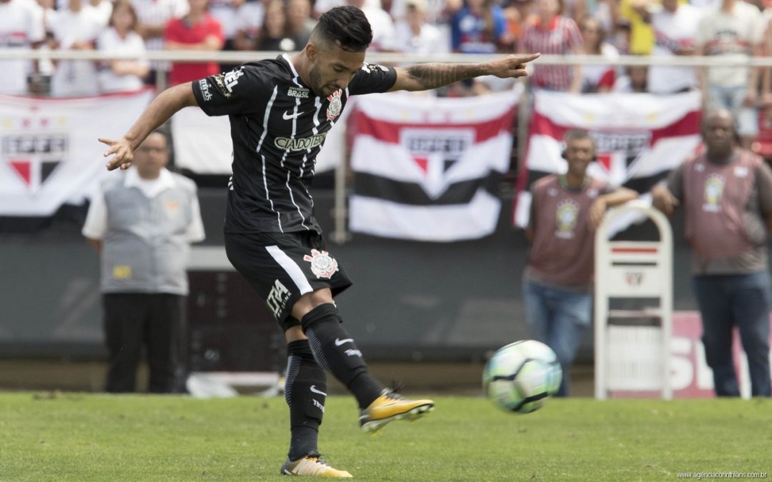 Agora pelo Corinthians, Clayson volta ao Moisés Lucarelli e projeta jogo contra ex-clube no Brasileirão