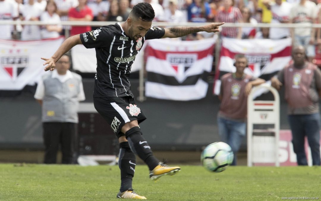 Agora pelo Corinthians, Clayson volta ao Moisés Lucarelli e projeta jogo contra ex-clube no Brasileirão
