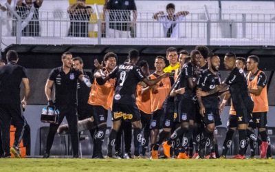 Na Ponte Preta, atacante Júnior Santos festeja gol em estreia e Felippe Cardoso fala do retorno após lesão