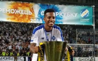 Tchê Tchê ‘repete’ Palmeiras e conquista título da Supercopa da Ucrânia em estreia pelo Dynamo de Kiev-UCR