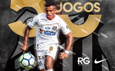 Aos 17 anos, atacante Rodrygo, cria das categorias de base do Santos, completa 50 jogos com a camisa do clube