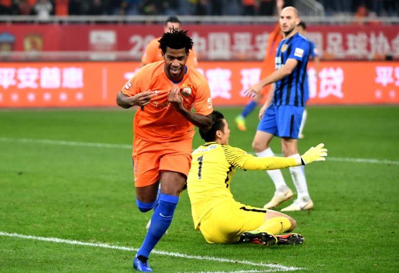 Zagueiro Gil faz gol da vitória e Shandong Luneng garante vaga na pré-fase da Liga dos Campeões da Ásia