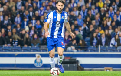 Zagueiro Felipe, do FC Porto, alcançará o 300º jogo por clubes na carreira no duelo deste sábado, pelo Português