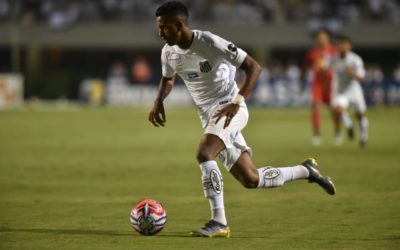 Em decisão contra o Red Bull, Rodrygo revê Moisés Lucarelli, palco do primeiro gol pelo Santos como profissional