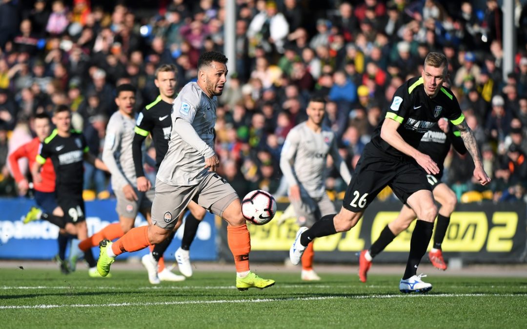 Após se destacar em vitória do Shakhtar Donetsk, Wellington Nem projeta clássico contra o Dynamo de Kiev