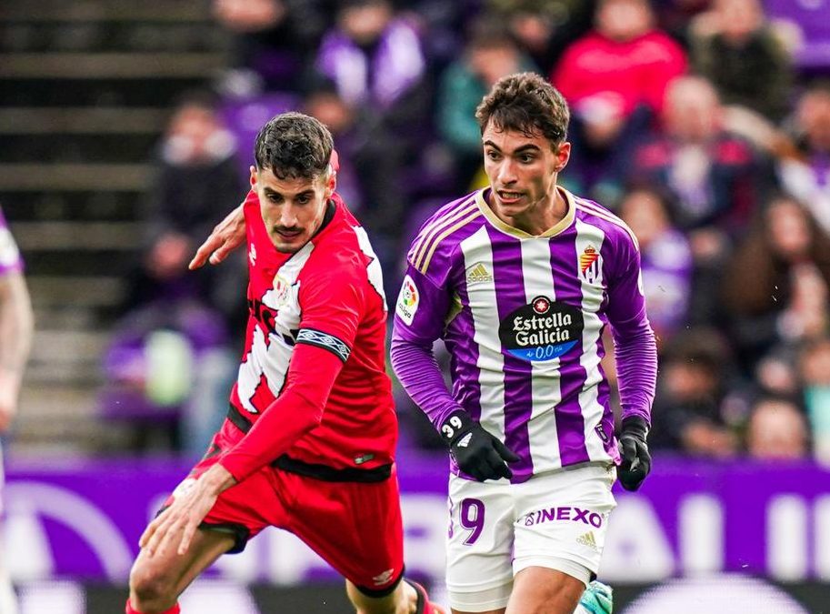 Em alta na Espanha, lateral Lucas Rosa emplaca sequência de jogos e se firma no Valladolid