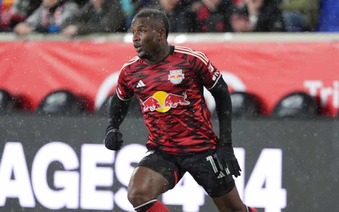 Em alta e líder da MLS, Elias Manoel completa 50 jogos pelo New York Red Bulls